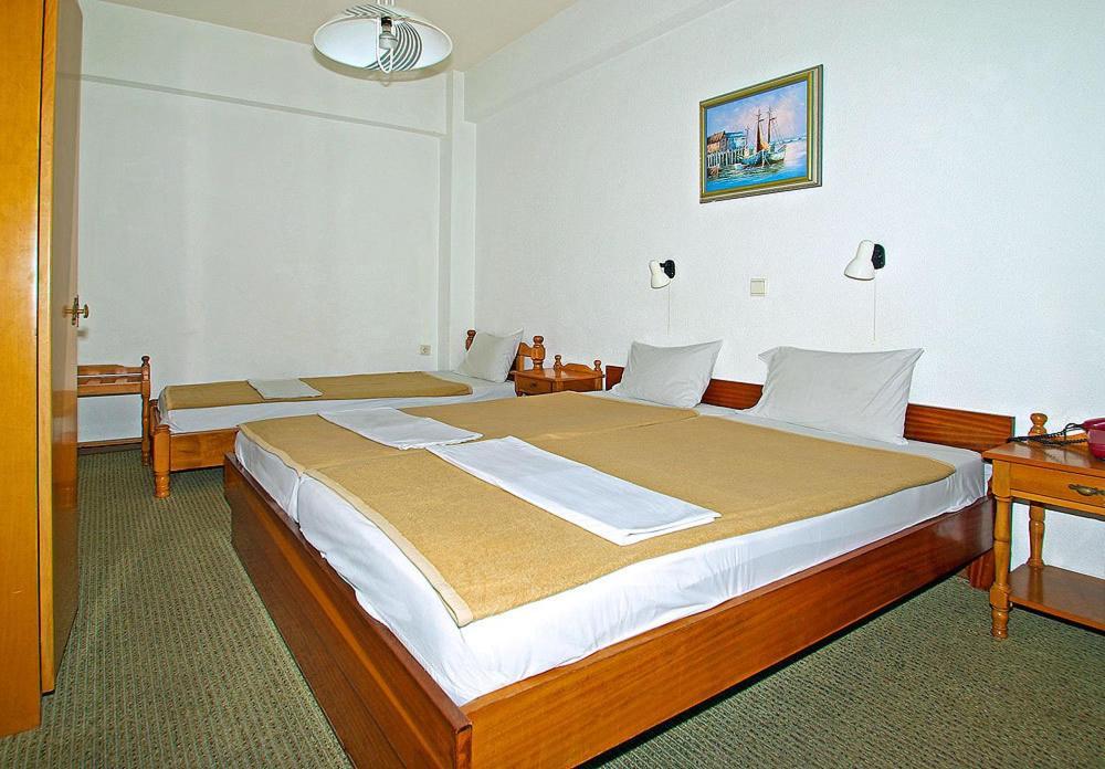 Hotel Helios Паралия-Катерини Номер фото